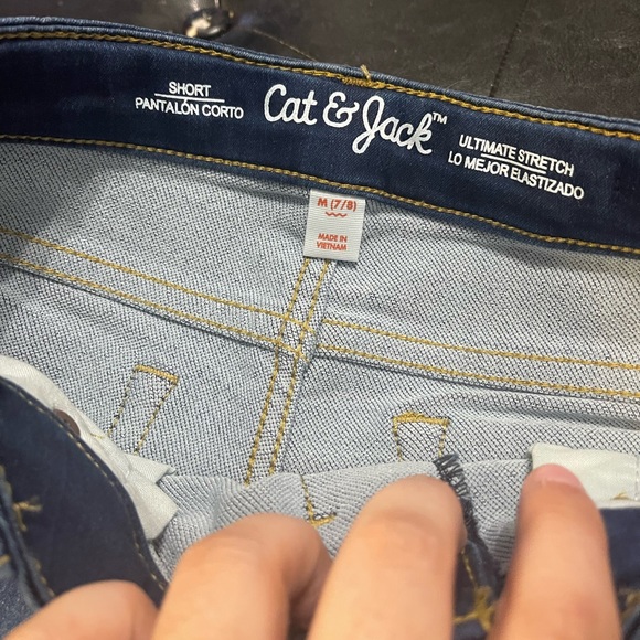 Girls' Jean Shorts - Cat & Jack™ - Picture 4 of 4